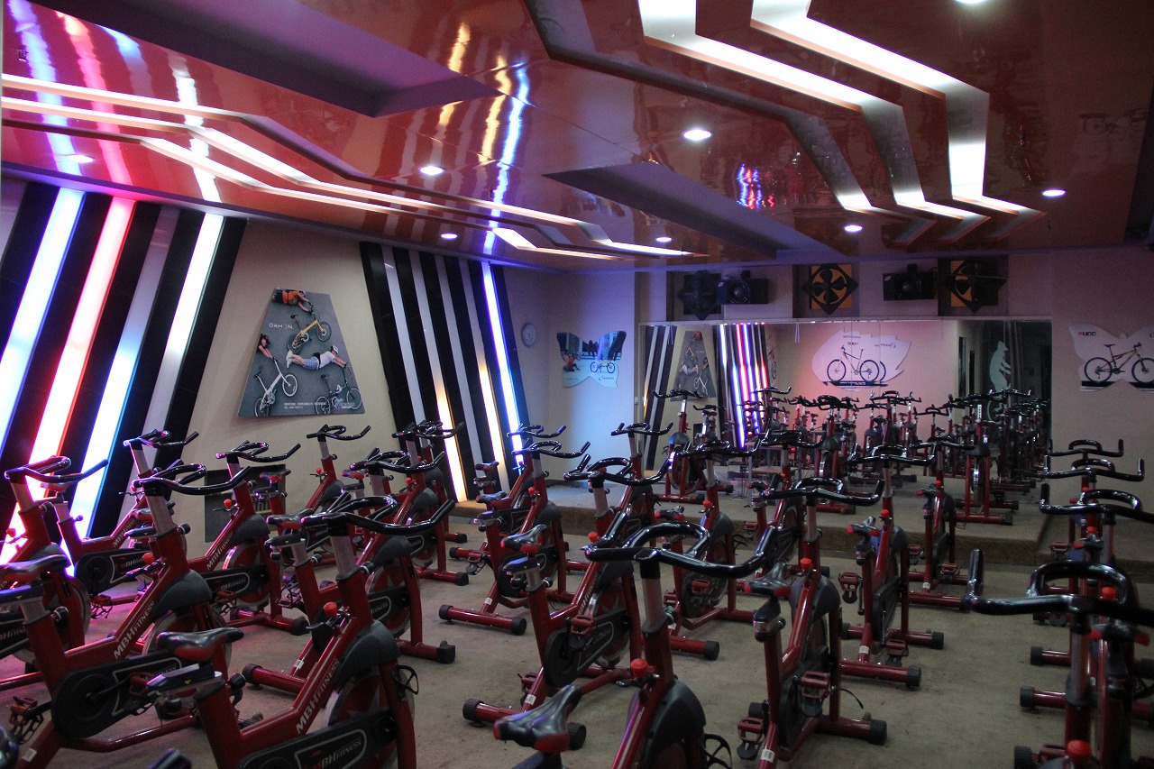 創(chuàng)業(yè)投資健身房的加盟費用是多少？